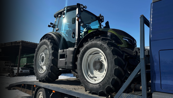 Первая отгрузка Valtra G135 Versu от АГРИТЕХНИК