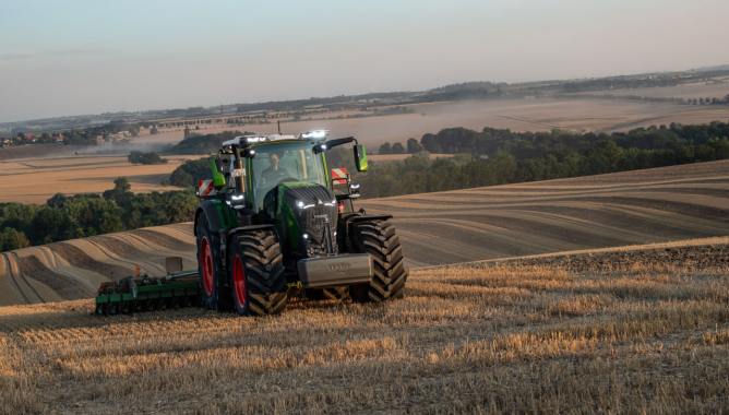 Fendt 832 Vario встановив новий рекорд ефективності в тесті DLG PowerMix